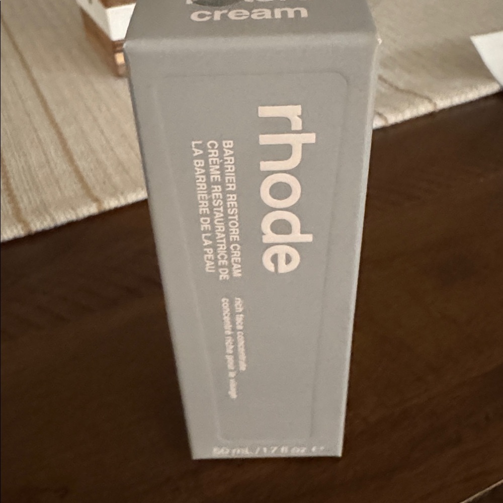 RHODE Barrier Restore Cream New in BOX - Picture 3 of 3